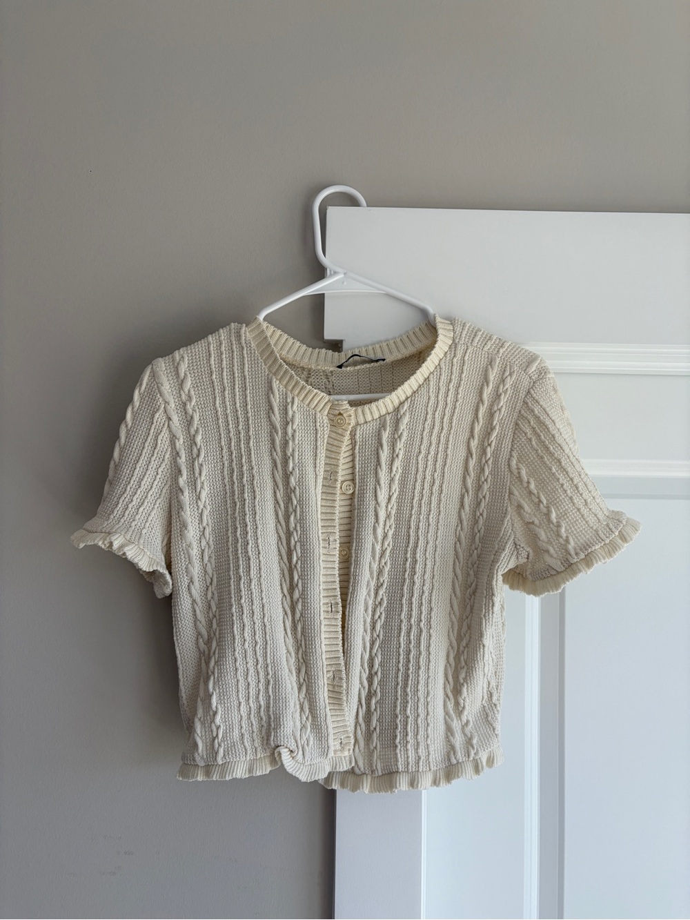 Zara Cream Cable Knit Short Sleeve Cardigan